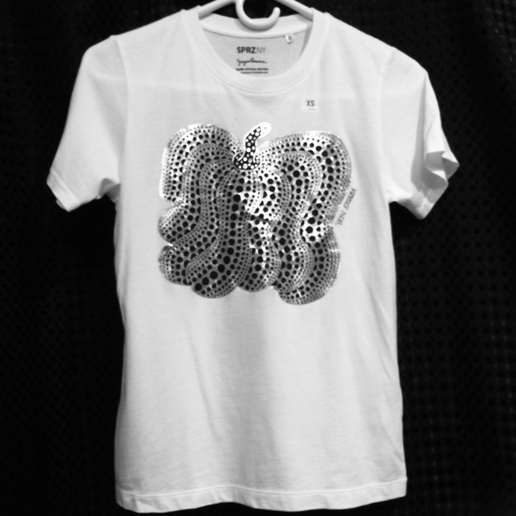 Unique x Yayoi kusama