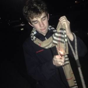 Meet your Posher, Holden