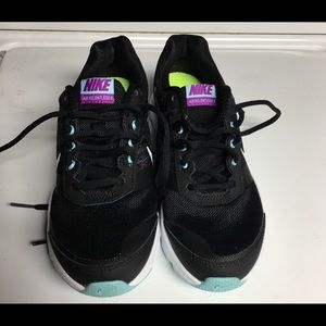 Women's Nike sneakers