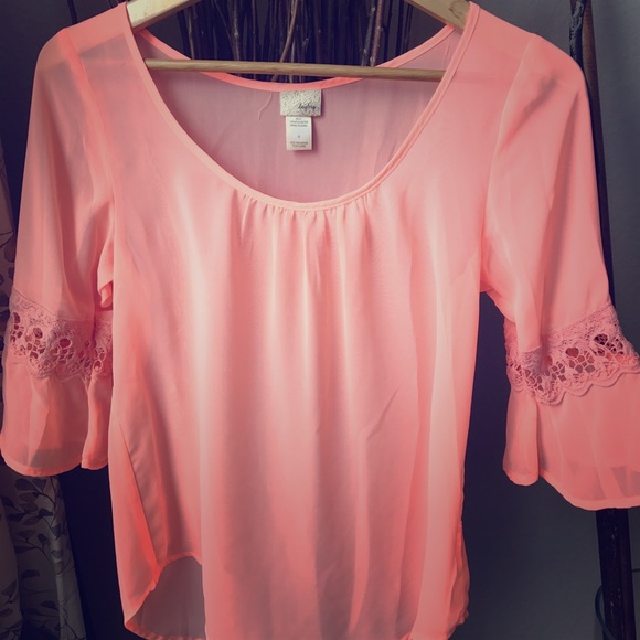 Daytrip chiffon casual OR dressy top