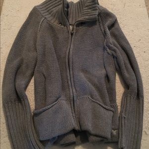 American eagle zip up sweater