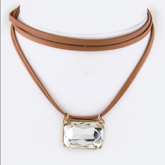 !Black Left! Chloe-Crystal Pendant Layer Chocker - Picture 2 of 2