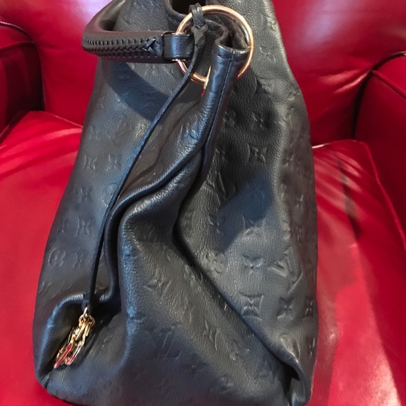 Louis Vuitton hand bag - Picture 2 of 4
