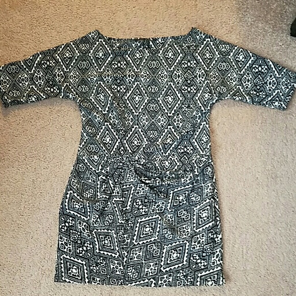 Zara black and cream dress with side gathering