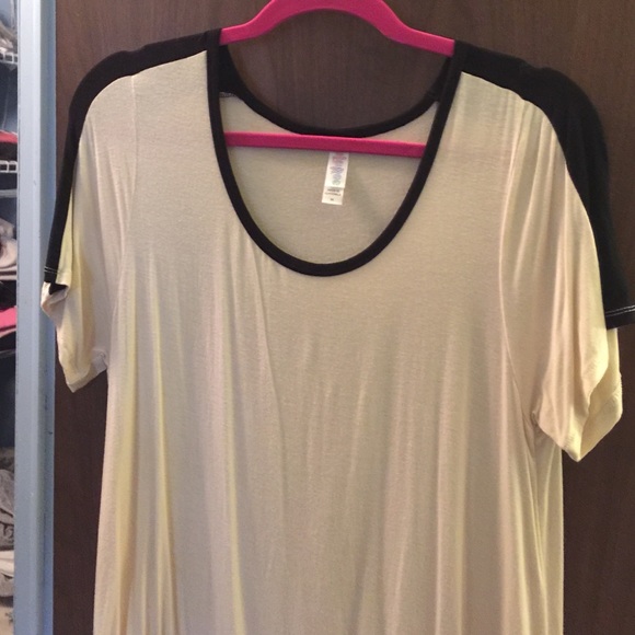Lularoe Irma size M.