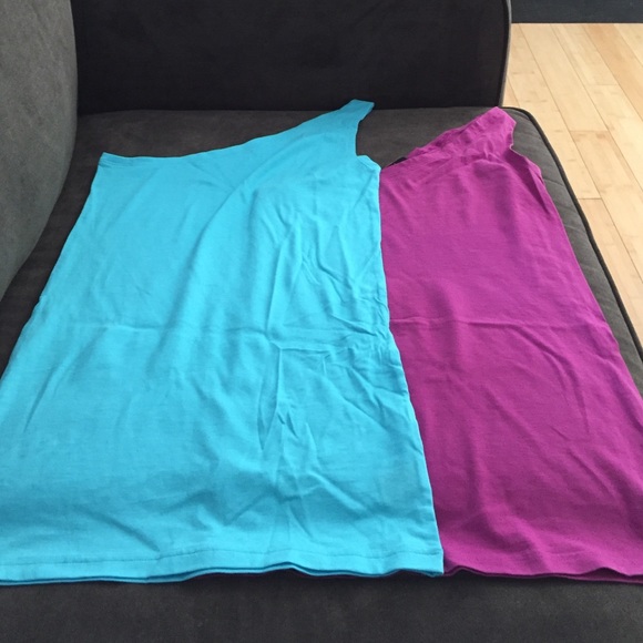 2 asymmetrical tanks - Picture 1 of 1