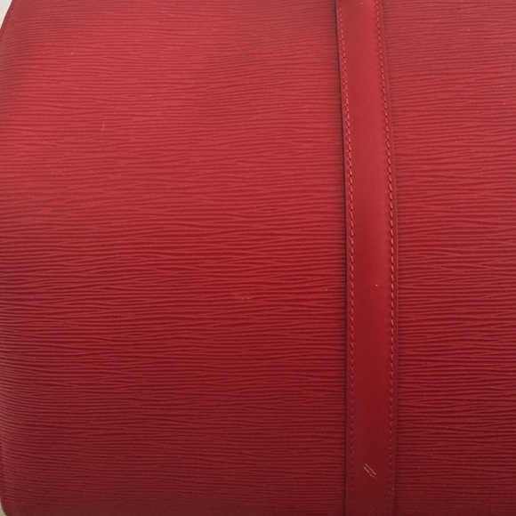 Louis Vuitton - Picture 4 of 8