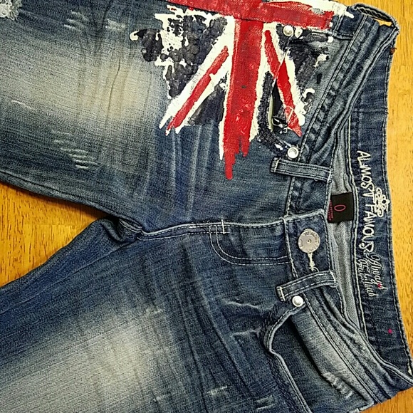 Fun Almost Famous jeans size 0