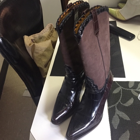 Donald Pliner riding Boot