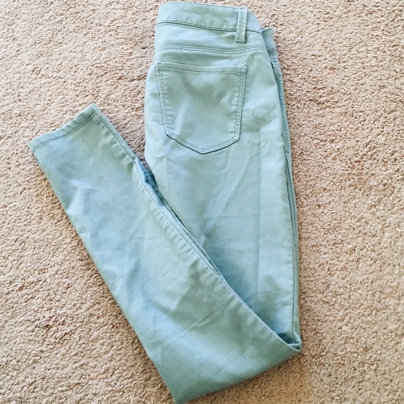 GREENISH WASH JEANS