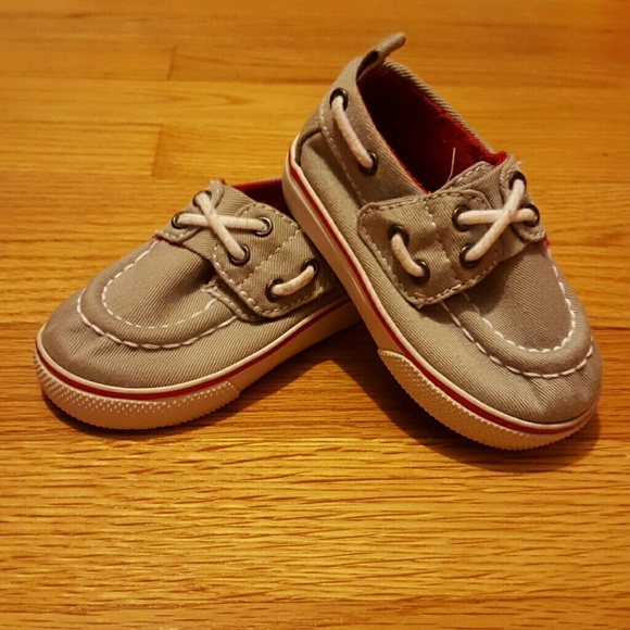 KOALA KIDS size 3 boat shoes. BRAND NEW