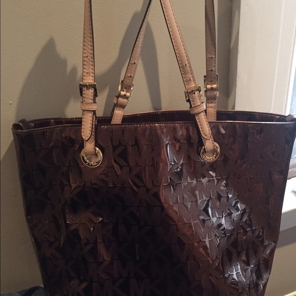 Michael Kors Jet Set tote
