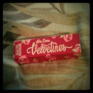 Lime crime Velvetines