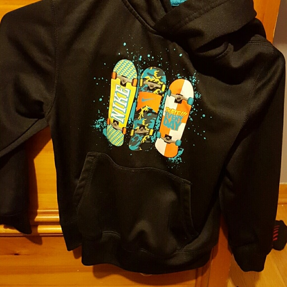 NIKE hoodie size small