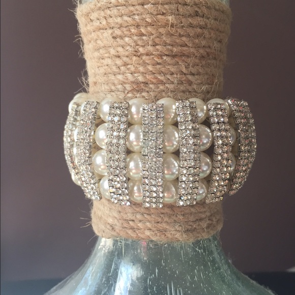 ✨Pearl Stretch Bracelet - Picture 2 of 3