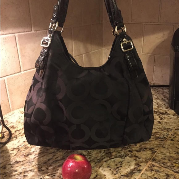 Coach Madison 17689 Sateen op art Shoulder Bag