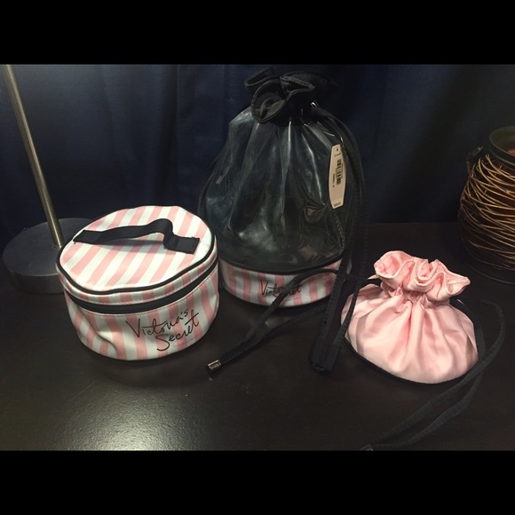 { Victoria's Secret Trio }