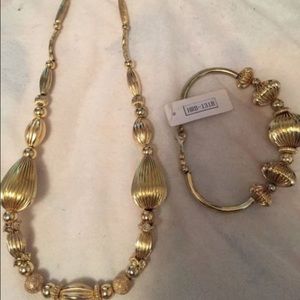 Chain and bracelet set