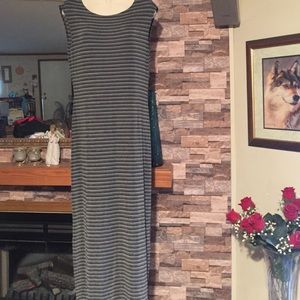 4/20.00 2 piece by Stephanie Andrews