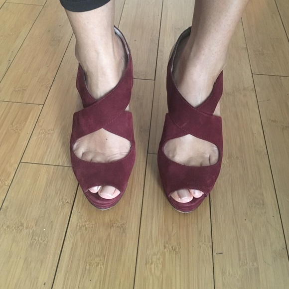 Michael Kors Platform peep toe 👠 - Picture 3 of 4