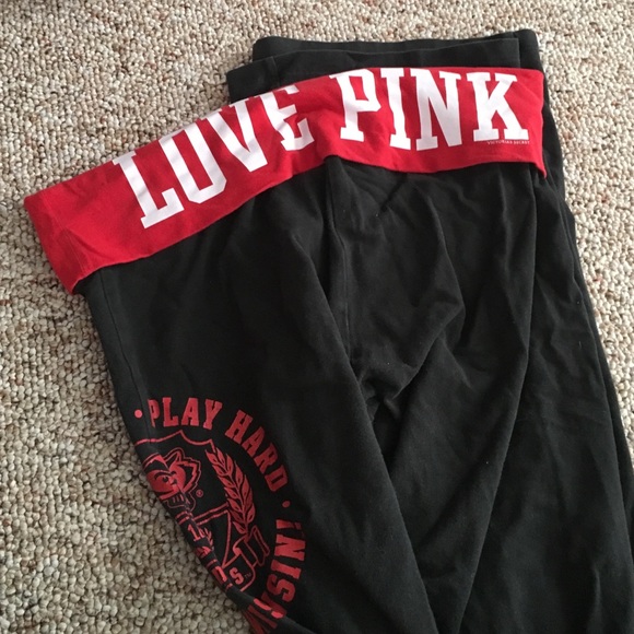 WI Badger Yoga Pants