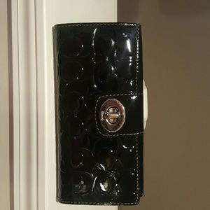 Black Patent Leather Coach Purse with Wallet