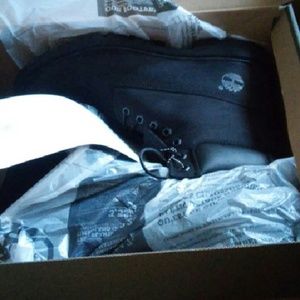 6 in black classic timberlands