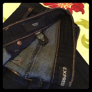 Express Skinny Midrise NWOT