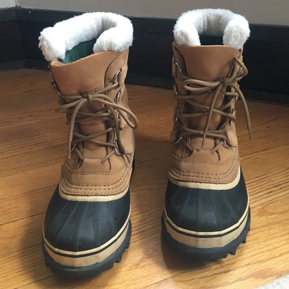 Women's Sorel Caribou Winter Boots- Barely Worn!
