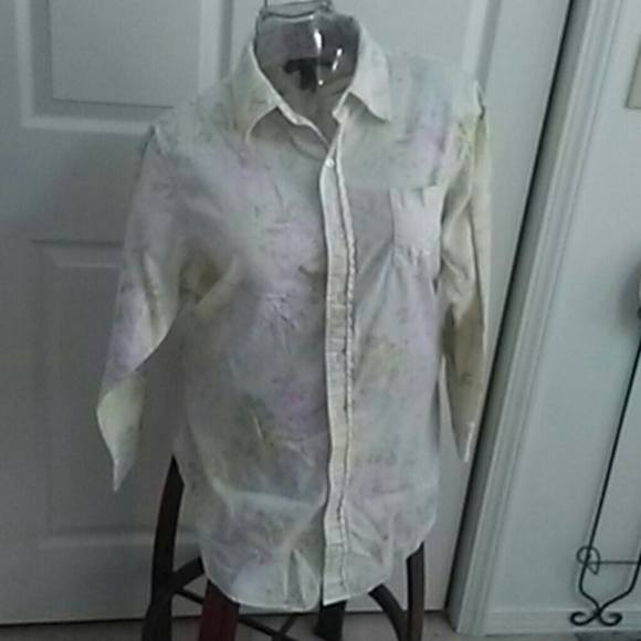 Button long sleeve flowers for the print