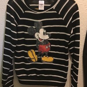 Disney's Mickey Mouse thin sweater