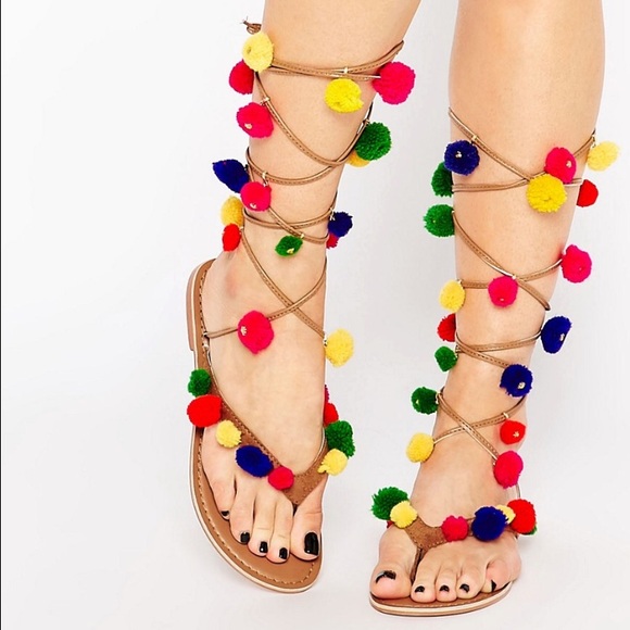 NWT Glamorous Pom Pom Lace Up Sandals