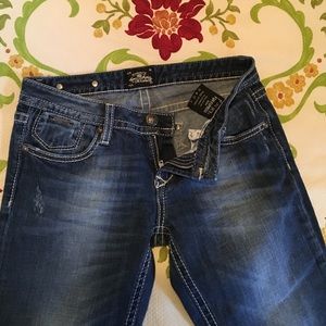 Express ReRock Boot NWOT size 4R