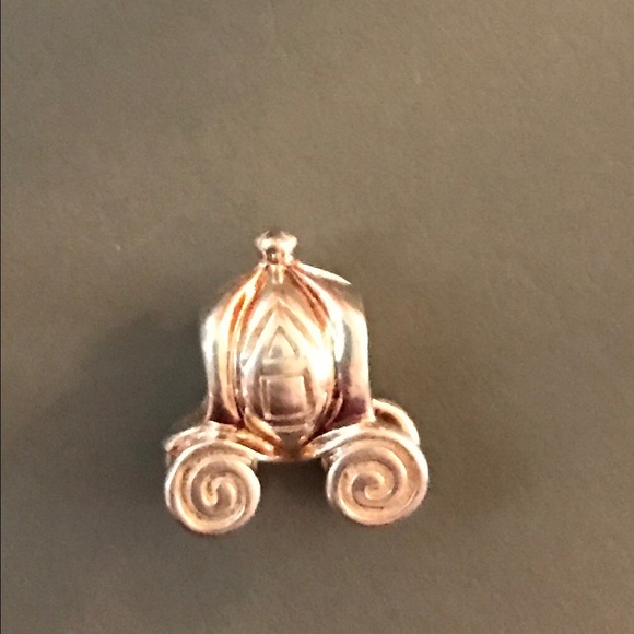 Disney Chamilia Cinderella Carriage Charm - Picture 2 of 4