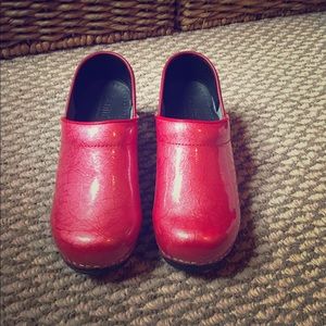 Sanita Clog Pink worn once! Size 37