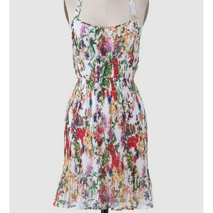 Pleated floral dress NWOT