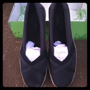 ♦️Sale♦️Grasshoppers Ortholite Memory Foam Wedge