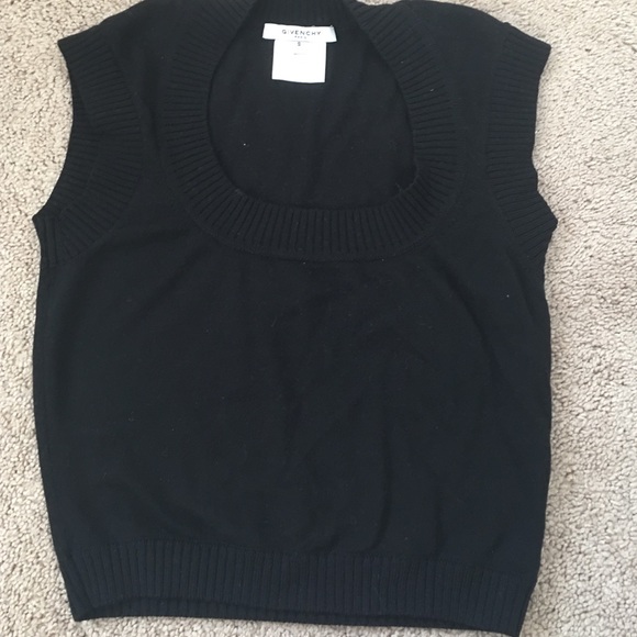 Knit vest