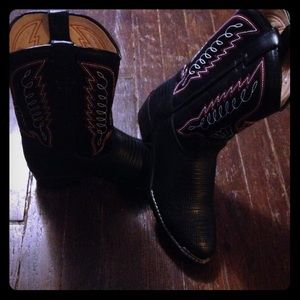Boy's- Cowboy boots size 6