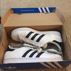 Adidas superstar