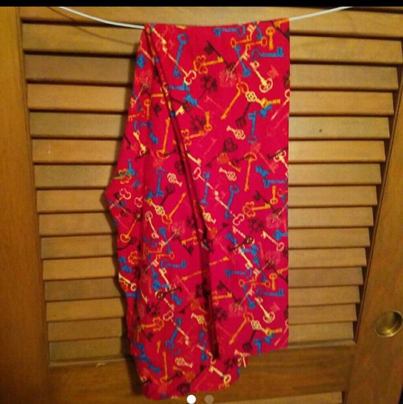 Lularoe tc red key leggings