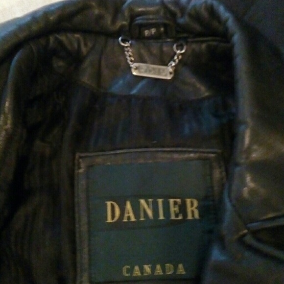 Women's Danier Black Leather Jacket - Picture 2 of 4