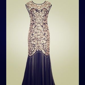 Gorgeous Gown! Perfect Holiday Events