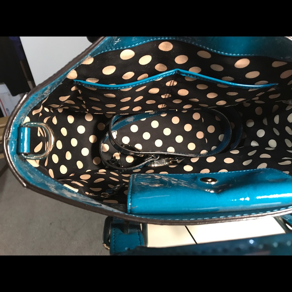 Authentic Kate Spade - Picture 2 of 3
