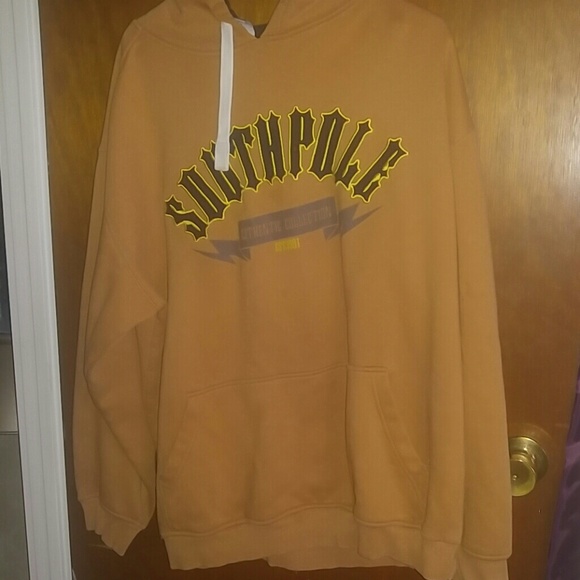 Size large - Picture 1 of 1