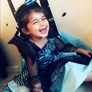 Meet your Posher, Victoria