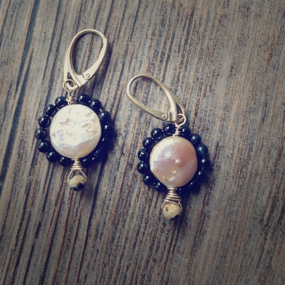 Dainty freshwater pearl drop earrings