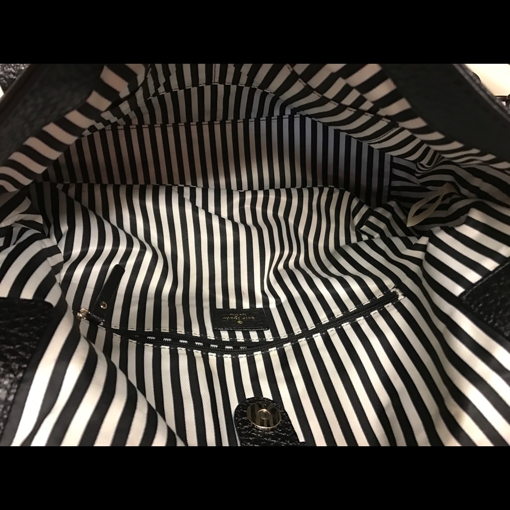 Kate Spade ♠️ - Picture 3 of 6