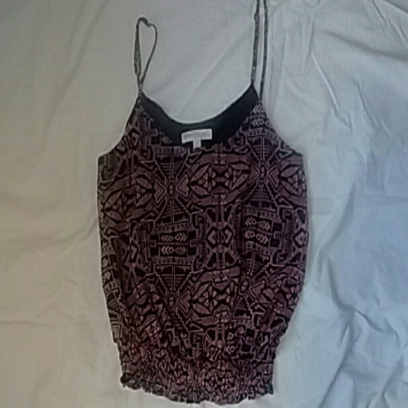 Navy and pink cropped tank top.