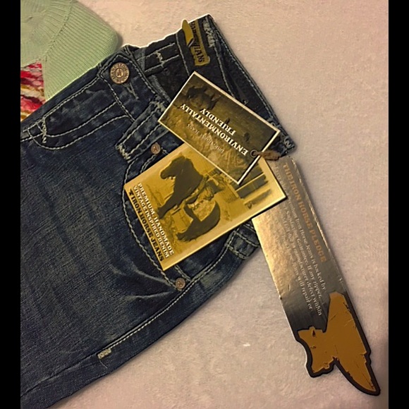 Environmentally Friendly Jeans by Iron Horse - Picture 4 of 4